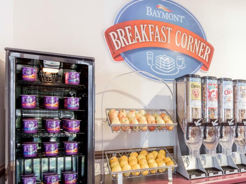 Baymont By Wyndham East Windsor Bradley Airport Ξενοδοχείο Εξωτερικό φωτογραφία